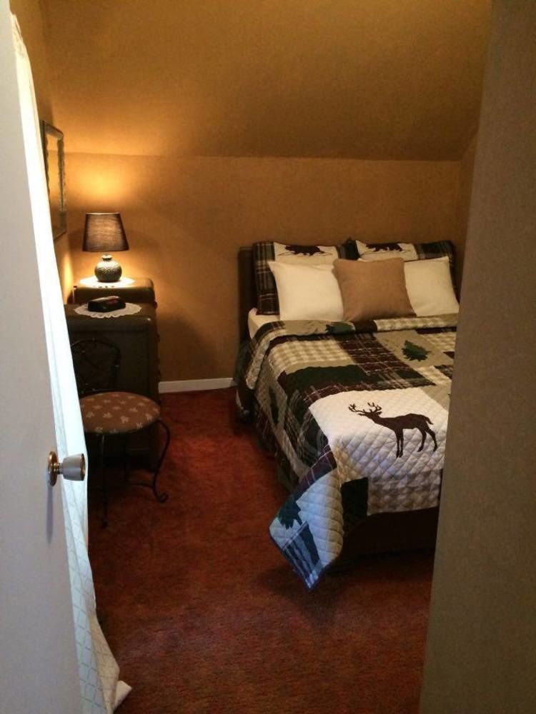 Emily'S Place B&B Creemore ภายนอก รูปภาพ