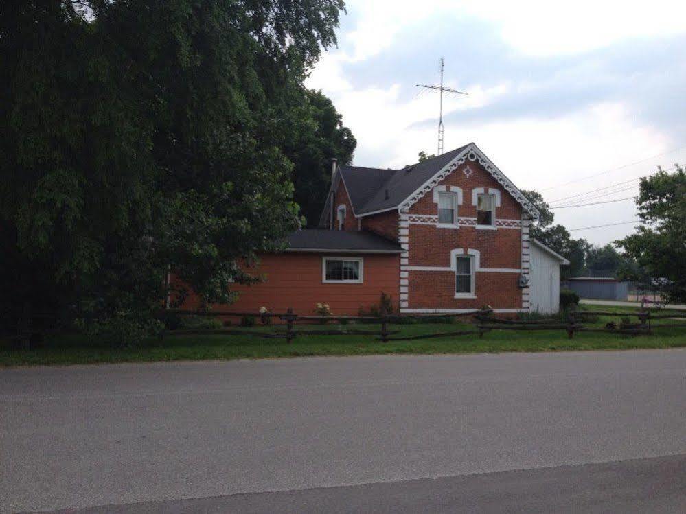 Emily'S Place B&B Creemore ภายนอก รูปภาพ
